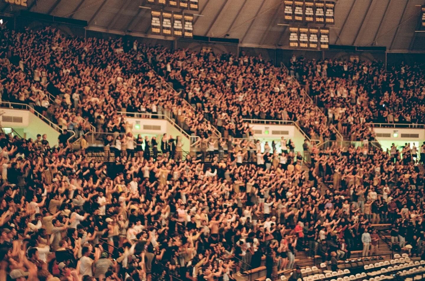 4C0523B2 F11F 4E80 9396 9E39DAEFE3B5