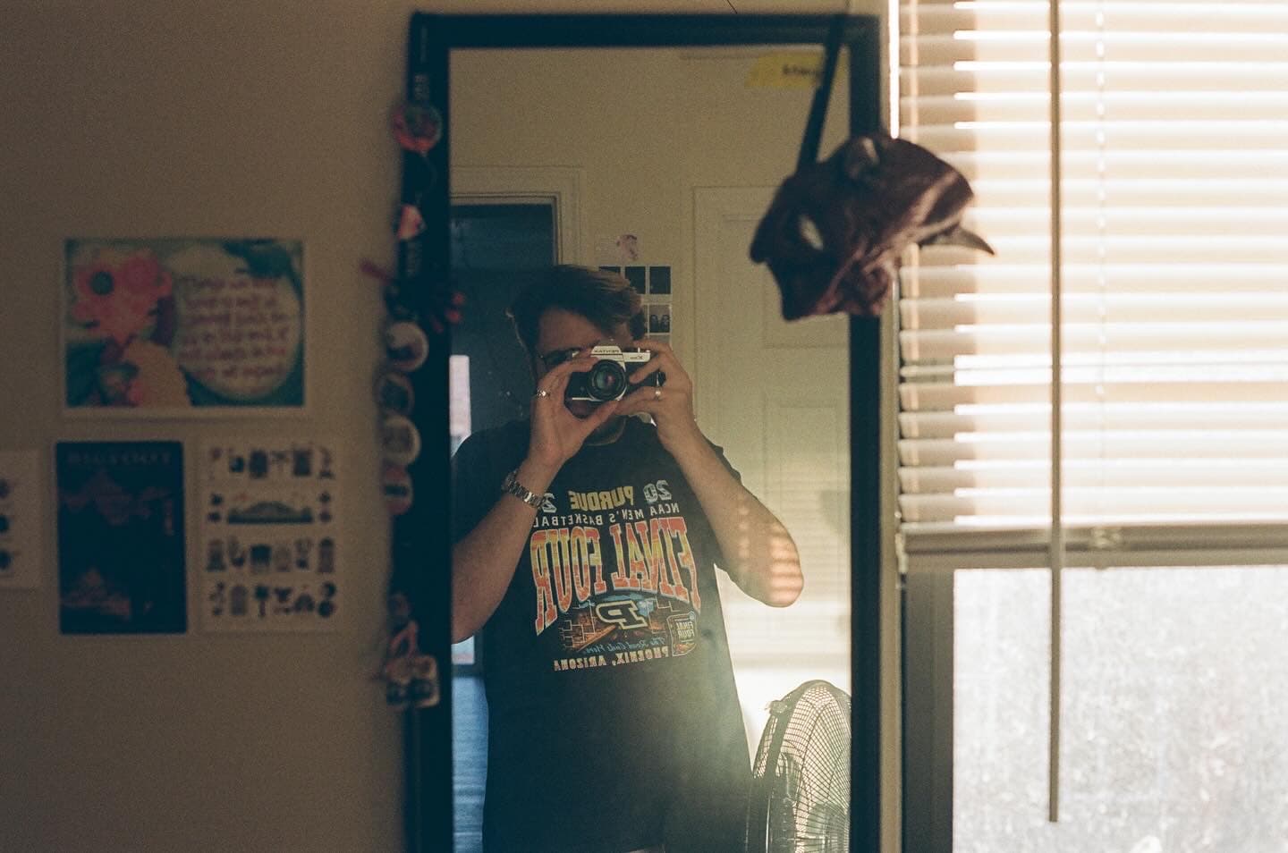 D5ADB6FE 2969 40B9 B3FF 7A727FF1C885